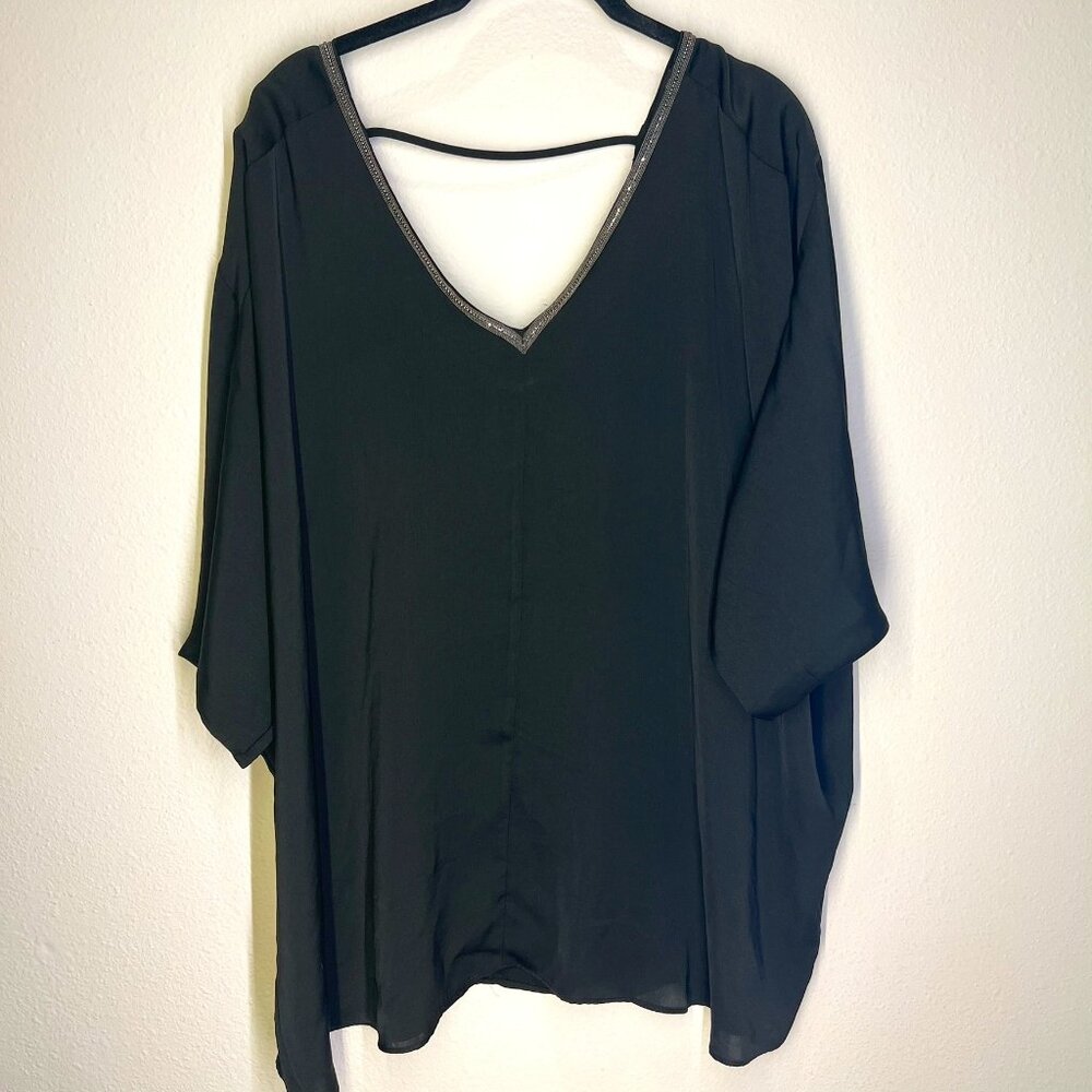 Rose + Olive 2X beaded neck tunic blouse
